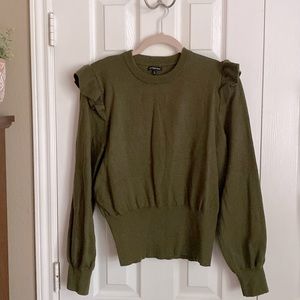 NWOT WHO WHAT WEAR BY TARGET SWEATER WITH FLUTTER SLEEVE SIZE L